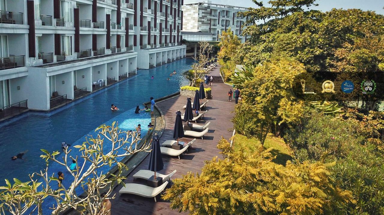 R Hotel Rancamaya Bogor Exterior photo